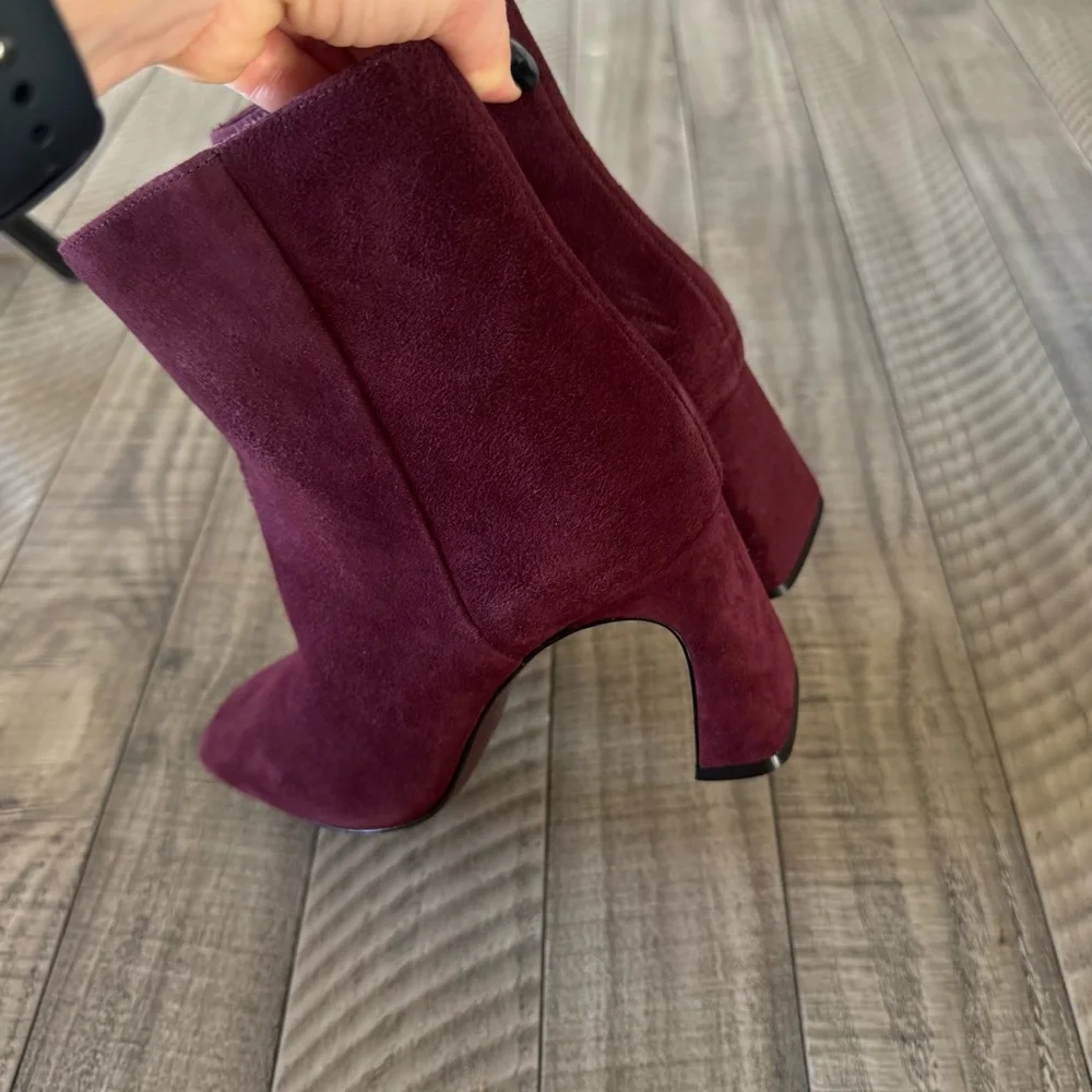 NWT Antonio Melani Elana Suede Bordo Dress Booties Sz 7